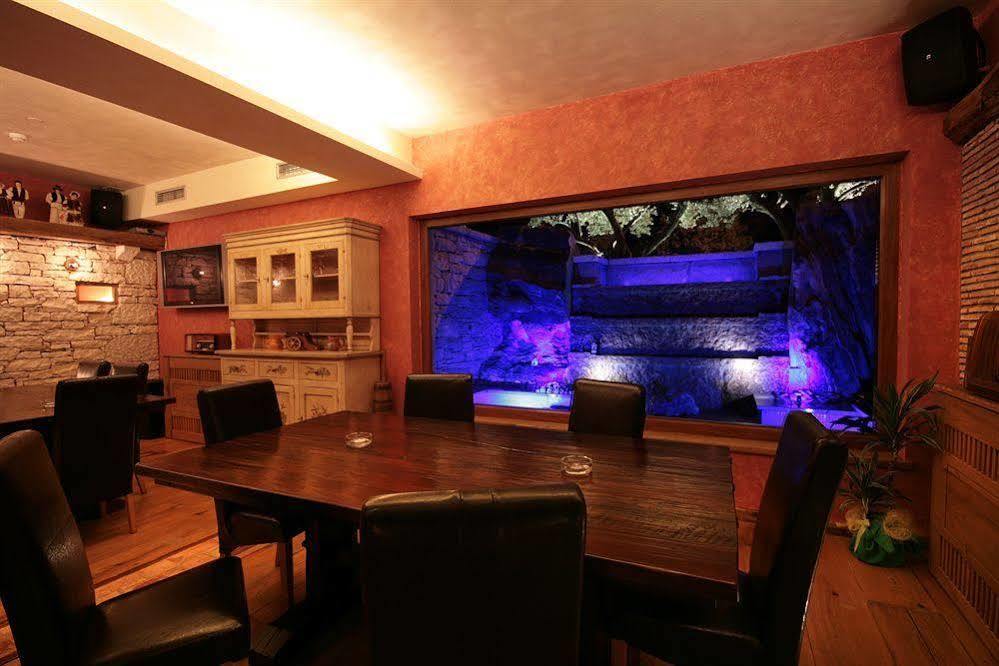 Vilola Bed and Breakfast Zambratija  Buitenkant foto