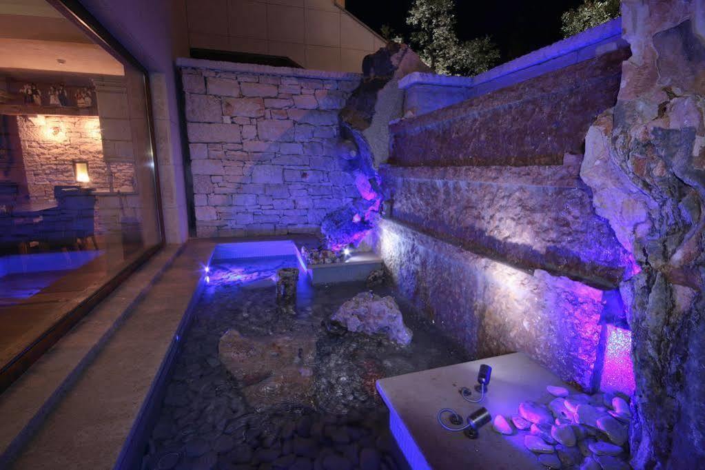 Vilola Bed and Breakfast Zambratija  Buitenkant foto